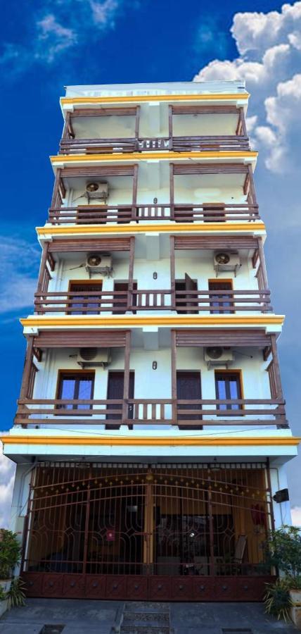 Manora Residency Hotel Puducherry Eksteriør billede