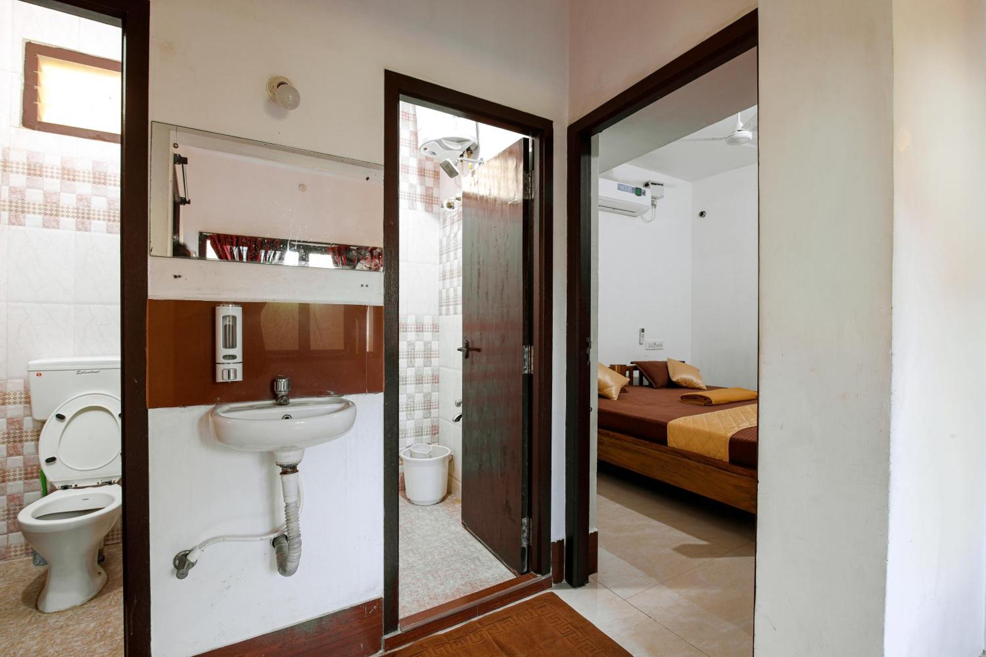 Manora Residency Hotel Puducherry Eksteriør billede
