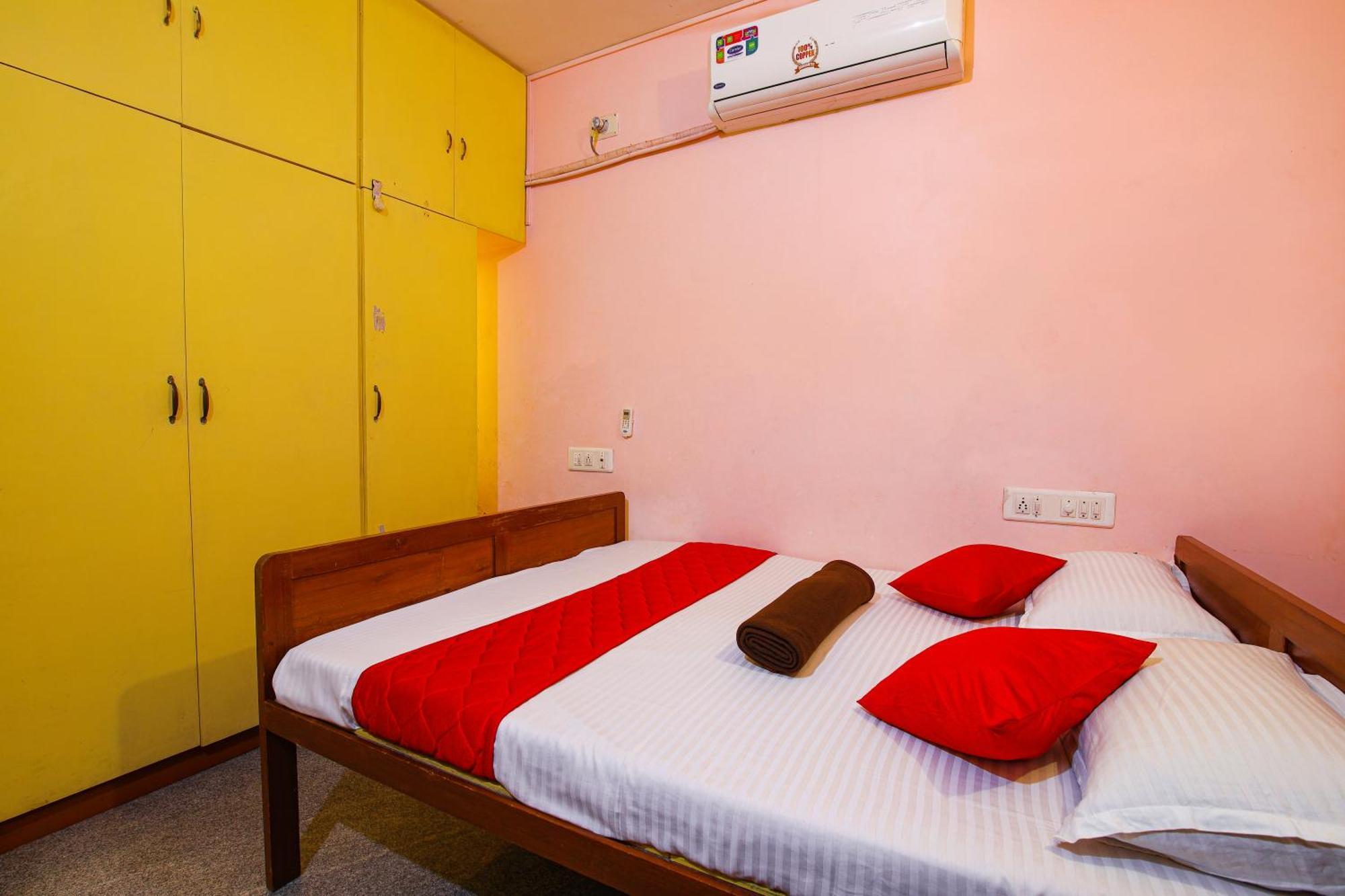 Manora Residency Hotel Puducherry Eksteriør billede
