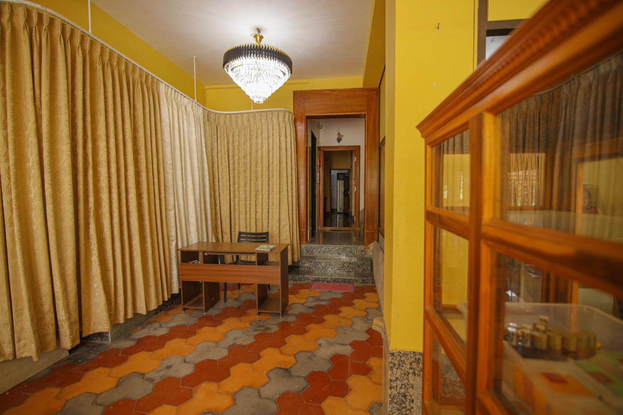Manora Residency Hotel Puducherry Eksteriør billede