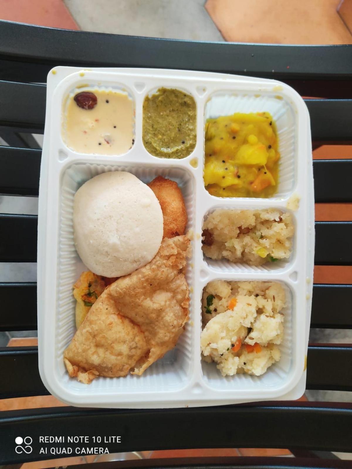 Manora Residency Hotel Puducherry Eksteriør billede